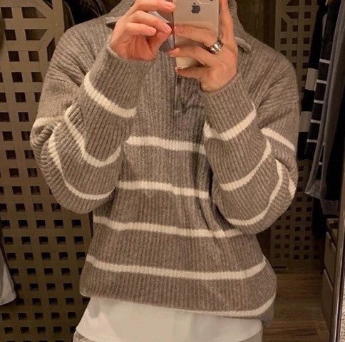S8 No. 207 Lapel Knit Sweater