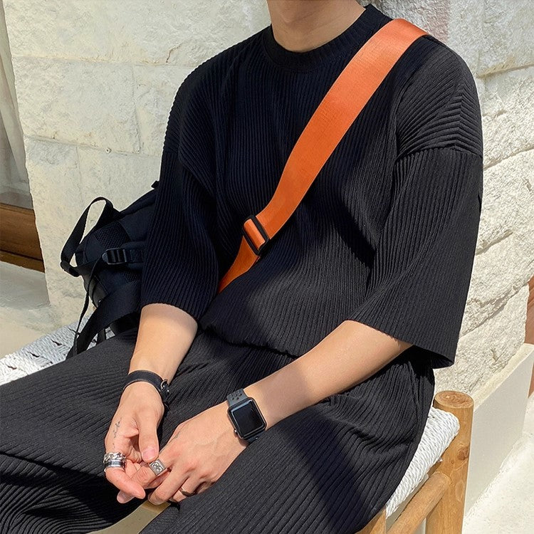 S8 No. 224 Black Short-Sleeved T-Shirt And Trousers