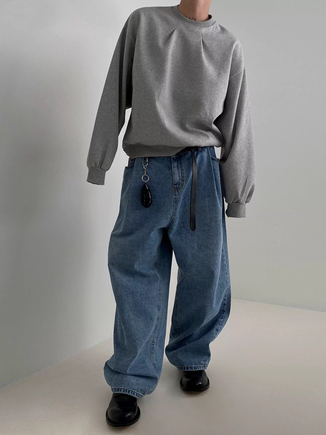 S8 No. 372 Loose Round Neck Sweatshirt