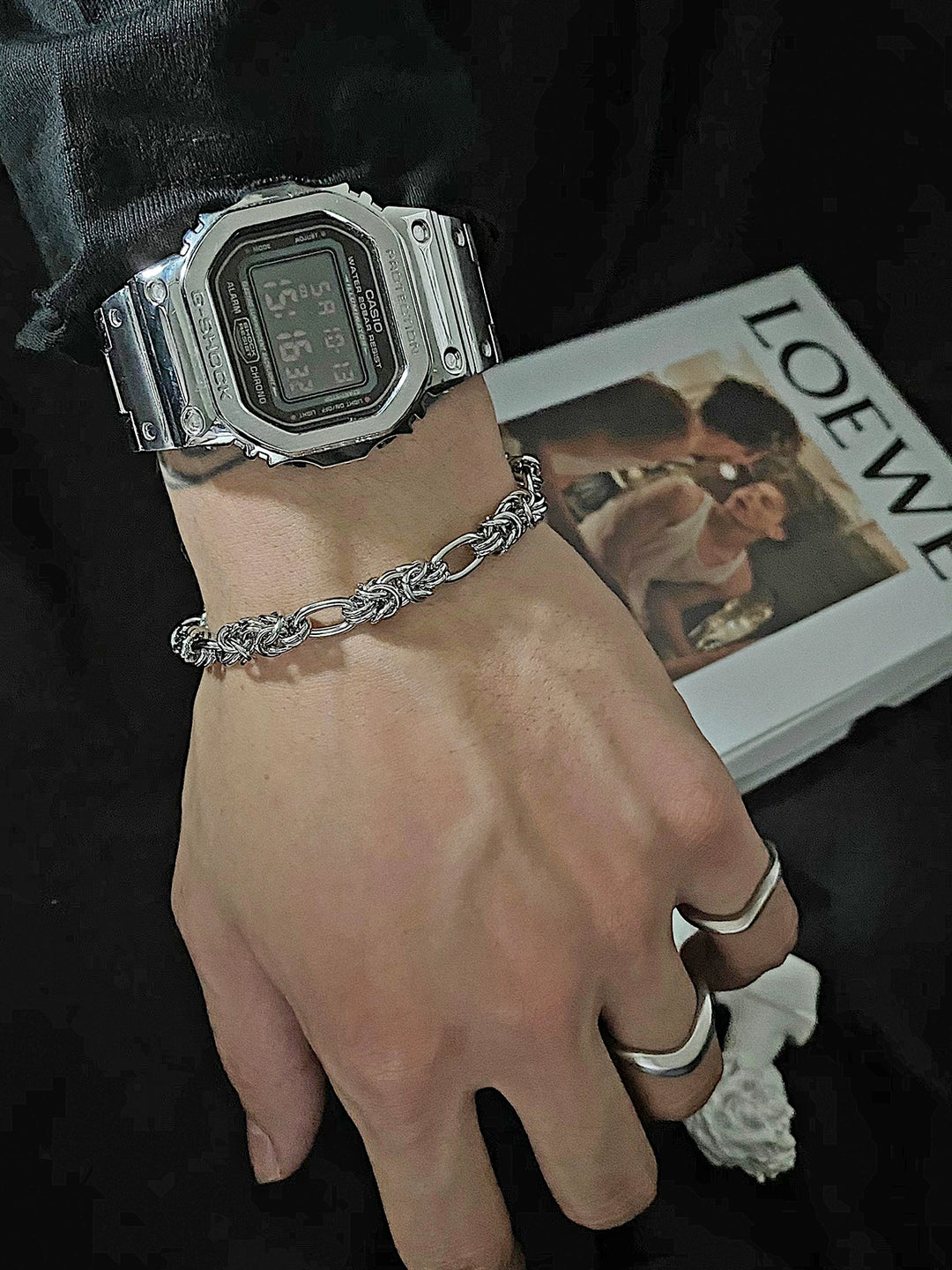 S8 No. 604 Wire Knot Bracelet