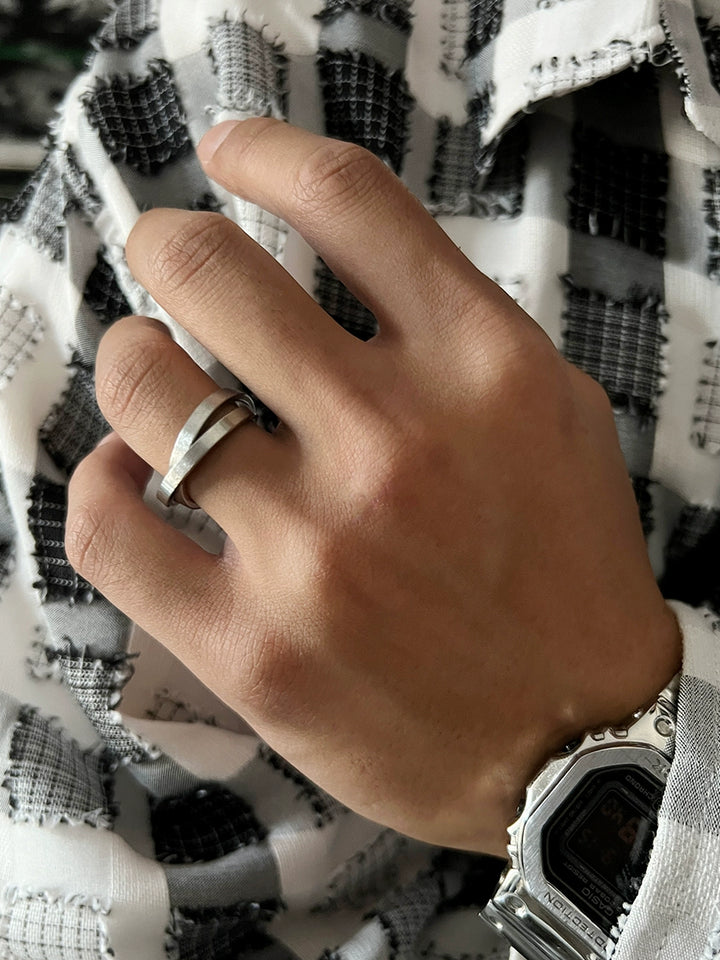 S8 No. 611 Double Ring