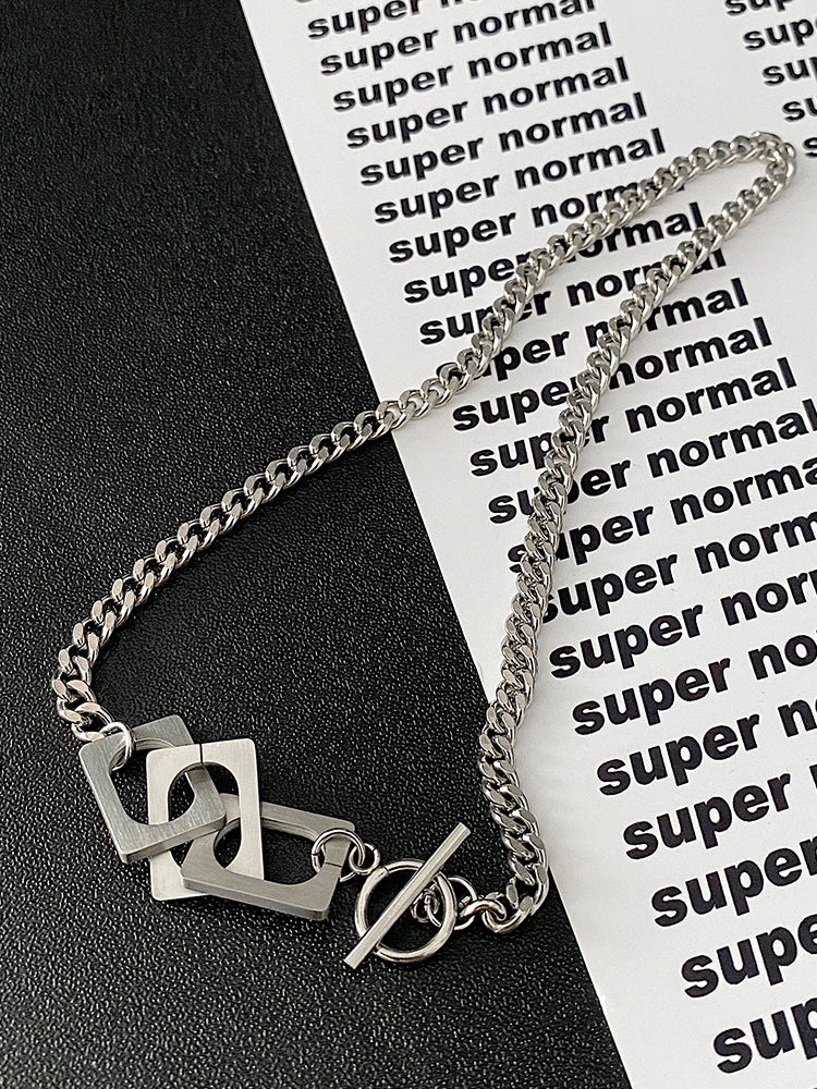 S8 No. 618 Tri-Hoop Necklace