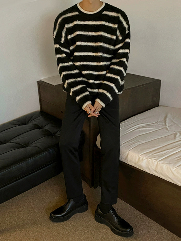 S8 No. 428 Black Striped Sweatshirt