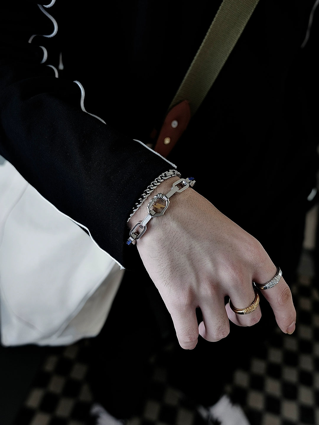 S8 No. 628 Lightning Bracelet