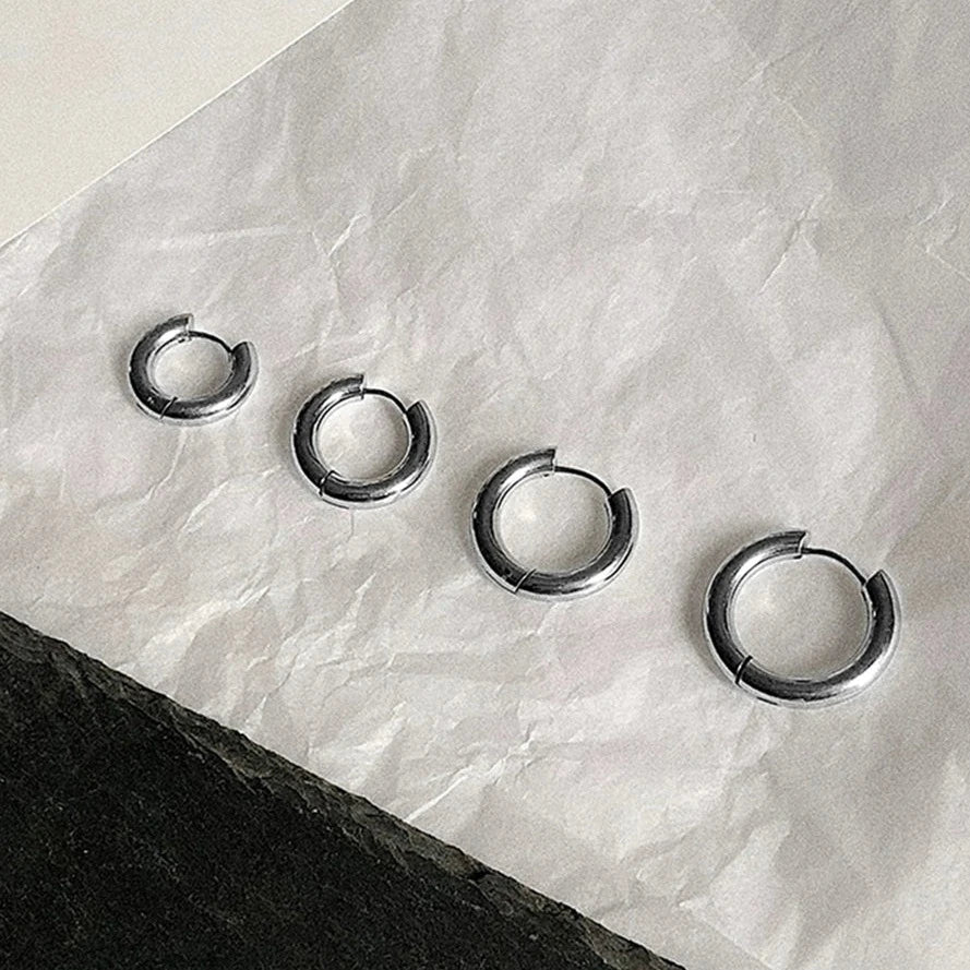 S8 No. 320 Thick Ring Earrings