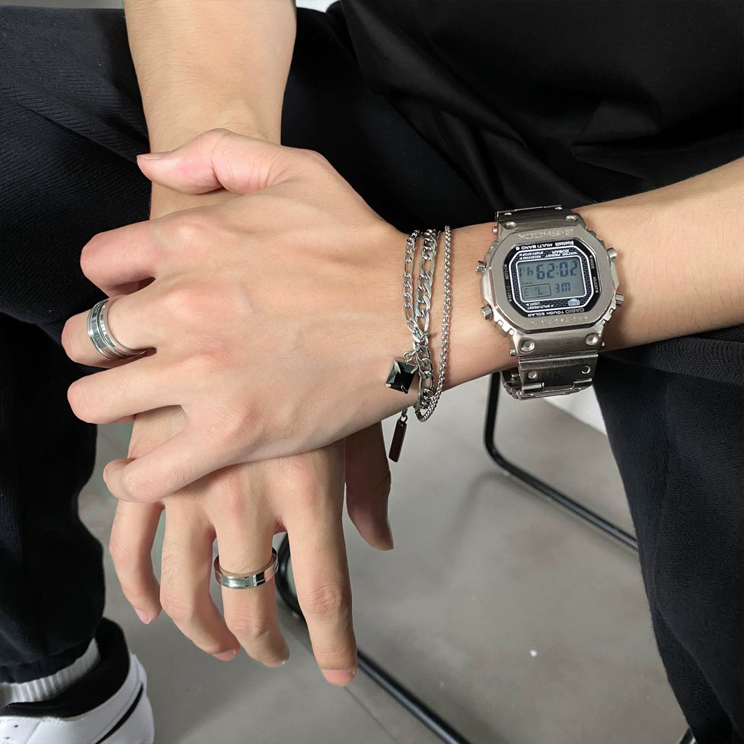 S8 No. 252 Double Layer Bracelet w/Black Gem
