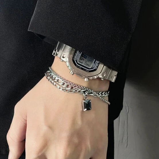 S8 No. 252 Double Layer Bracelet w/Black Gem